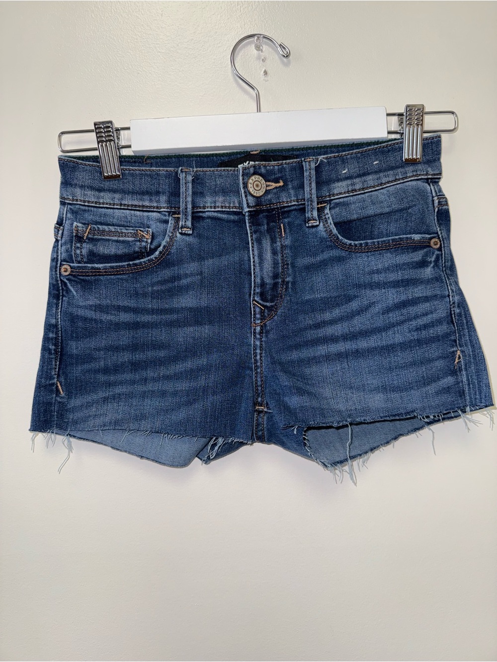 Express (00) Blue Denim Mid Rise Legging Jean Shorts